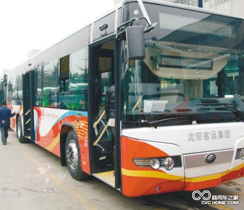 遼寧沈陽公交車現(xiàn)“年輕化” 商用車網(wǎng)報道 